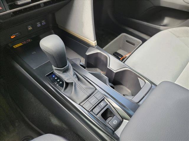 Used 2025 Toyota Camry LE w/ Convenience Package FWD image 21