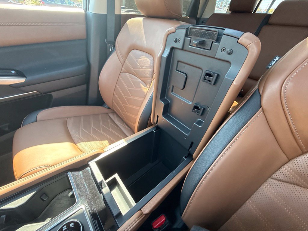 Used 2025 Nissan Pathfinder Platinum w/ Cargo Package AWD/4WD image 25