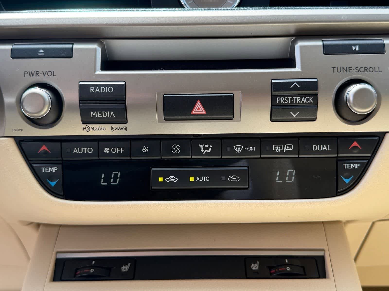 Used 2013 Lexus ES 350 w/ Premium Pkg FWD image 28