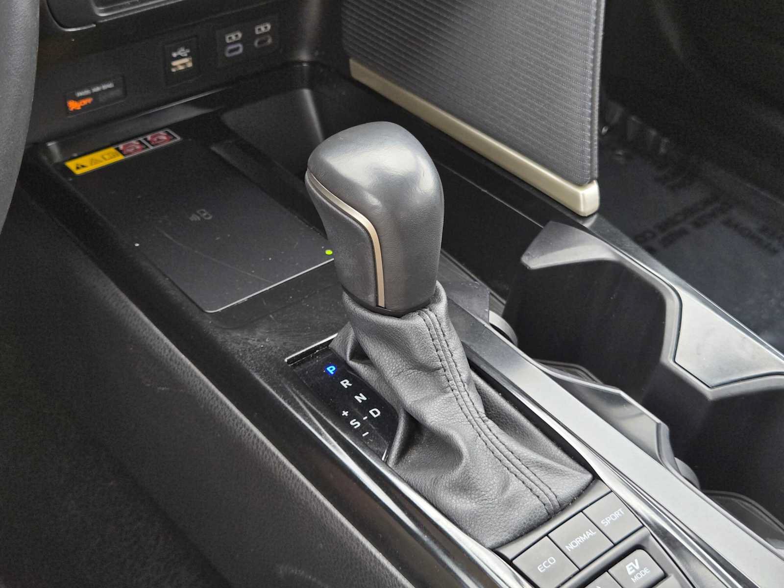 Certified 2025 Toyota Camry SE FWD image 36
