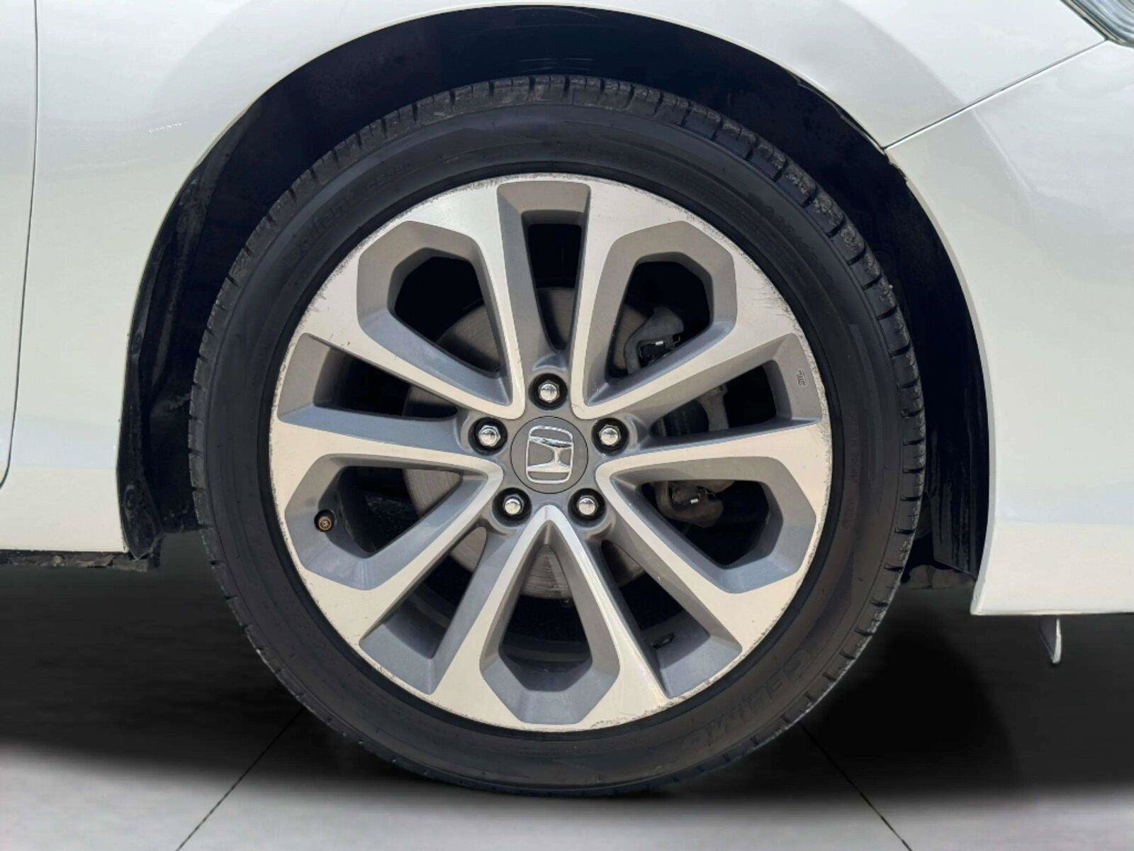 Used 2013 Honda Accord Sport image 69