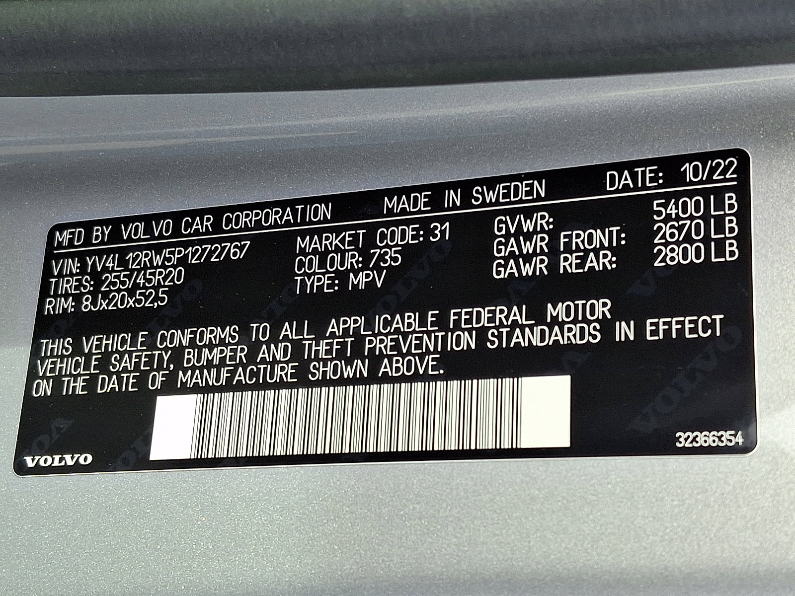 Certified 2023 Volvo XC60 B5 Plus w/ Climate Package image 27