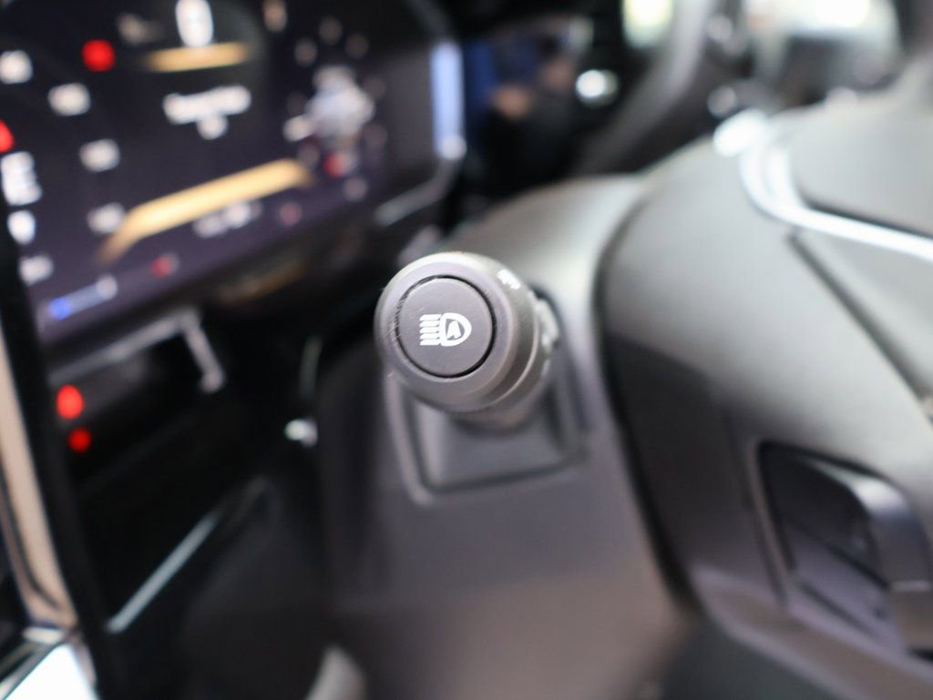 New 2026 GMC Sierra 1500 Elevation image 13