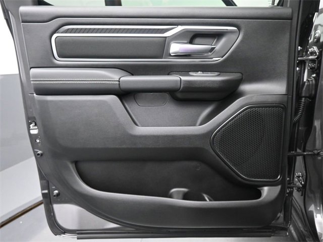 New 2026 RAM 1500 4x4 Crew Cab image 14