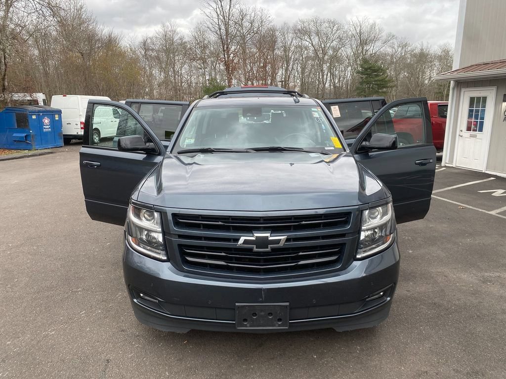 Used 2020 Chevrolet Suburban Premier AWD/4WD image 30