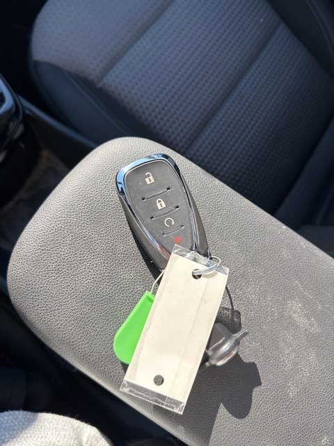 Used 2024 Chevrolet Trax LT w/ LT Convenience Package image 32