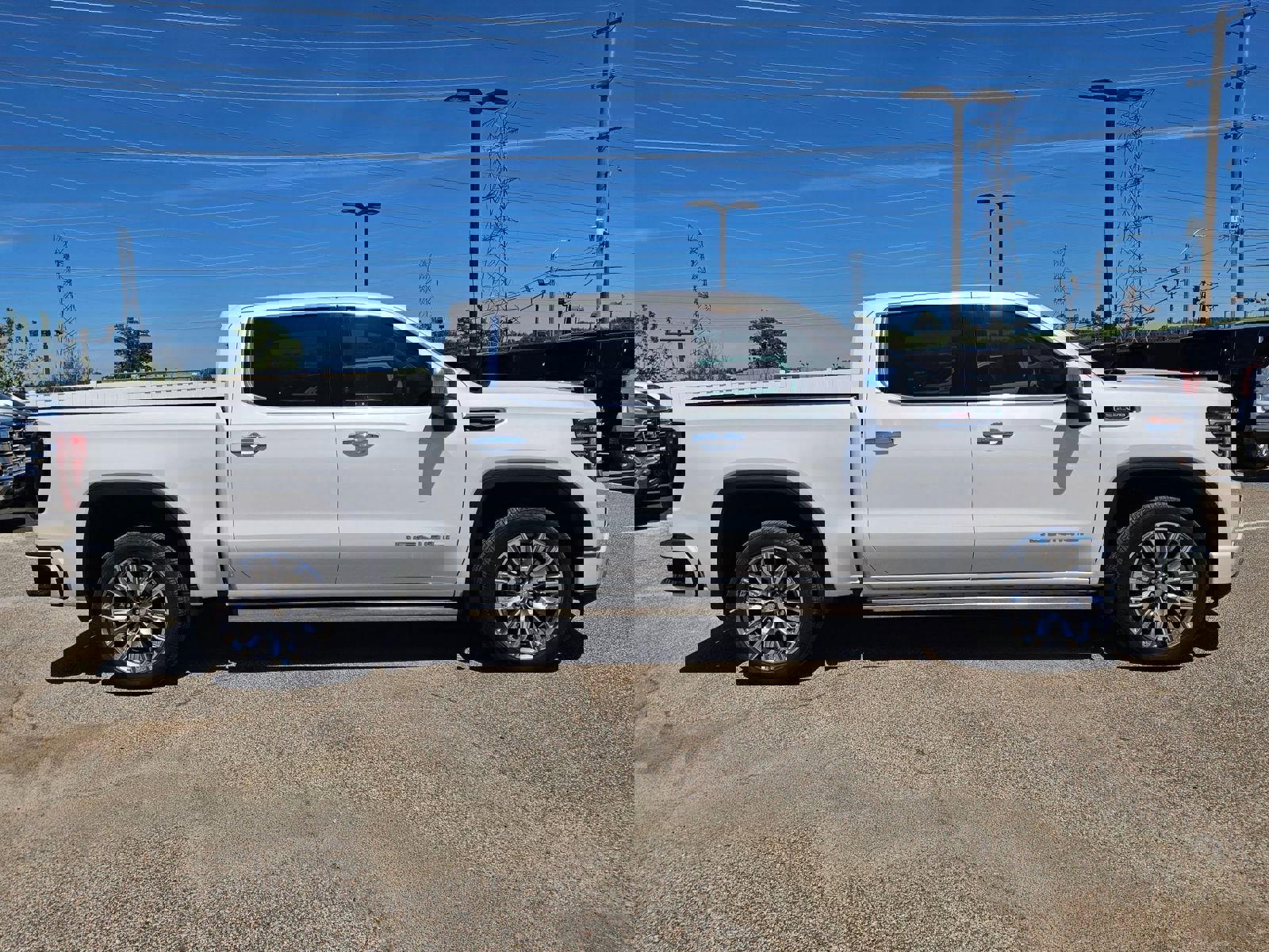 Used 2024 GMC Sierra 1500 Denali w/ Denali Reserve Package image 7