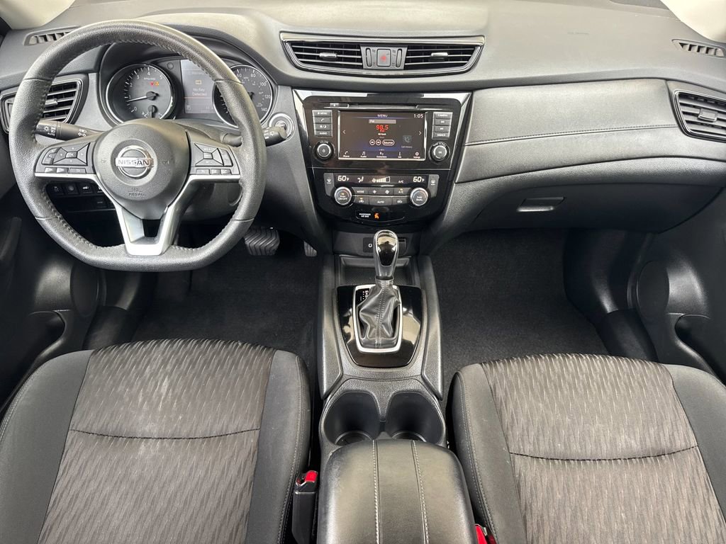 Used 2020 Nissan Rogue SV FWD image 12