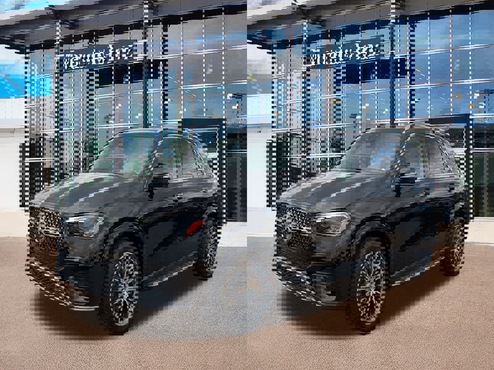 New 2026 Mercedes-Benz GLE 450 4MATIC image 1