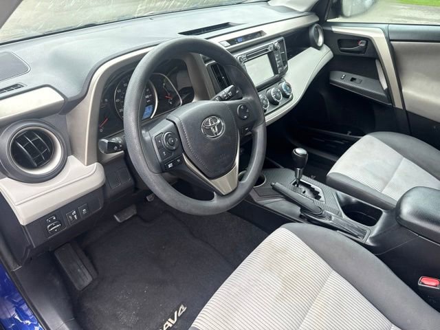 Used 2015 Toyota RAV4 LE FWD image 21