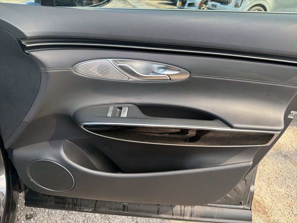 Used 2025 Genesis GV70 2.5T image 26