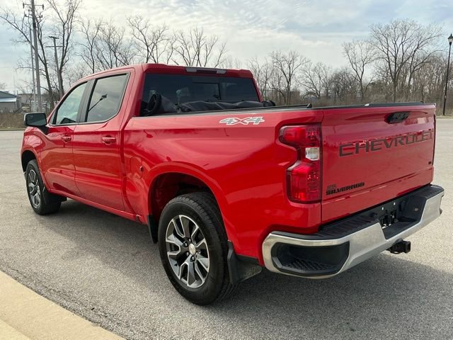 Used 2023 Chevrolet Silverado 1500 LT w/ Convenience Package II image 4