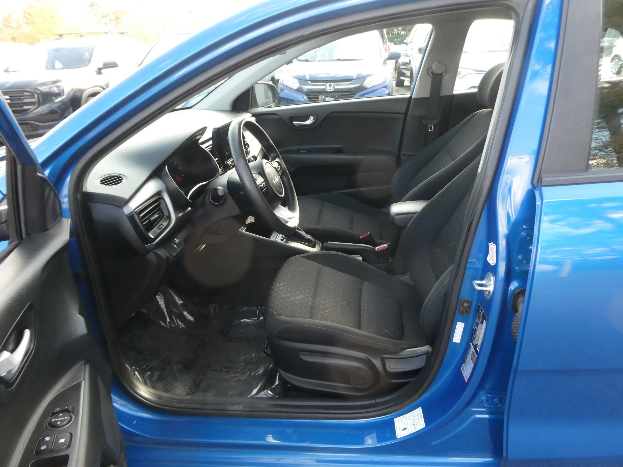 Used 2022 Kia Rio S image 12