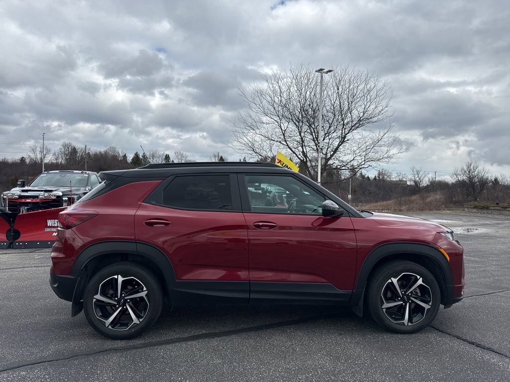Used 2022 Chevrolet TrailBlazer RS image 3