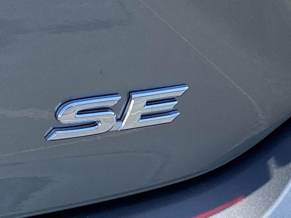 New 2026 Toyota Camry SE w/ Convenience Package image 12