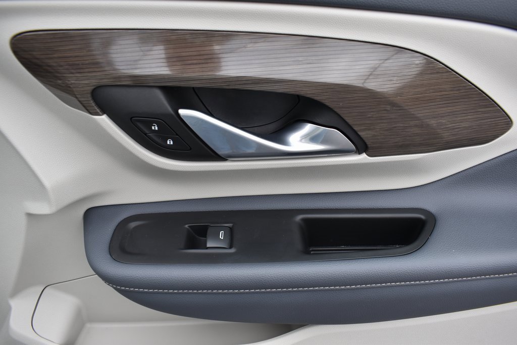 Certified 2022 GMC Terrain Denali w/ Denali Premium Package image 15