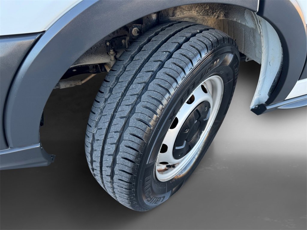 Used 2017 Ford Transit 150 XL image 10