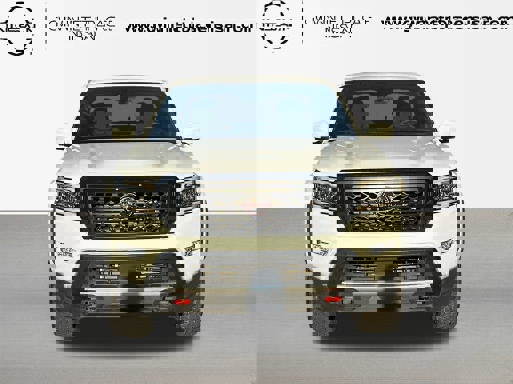 Used 2022 Nissan Frontier Pro-X image 2