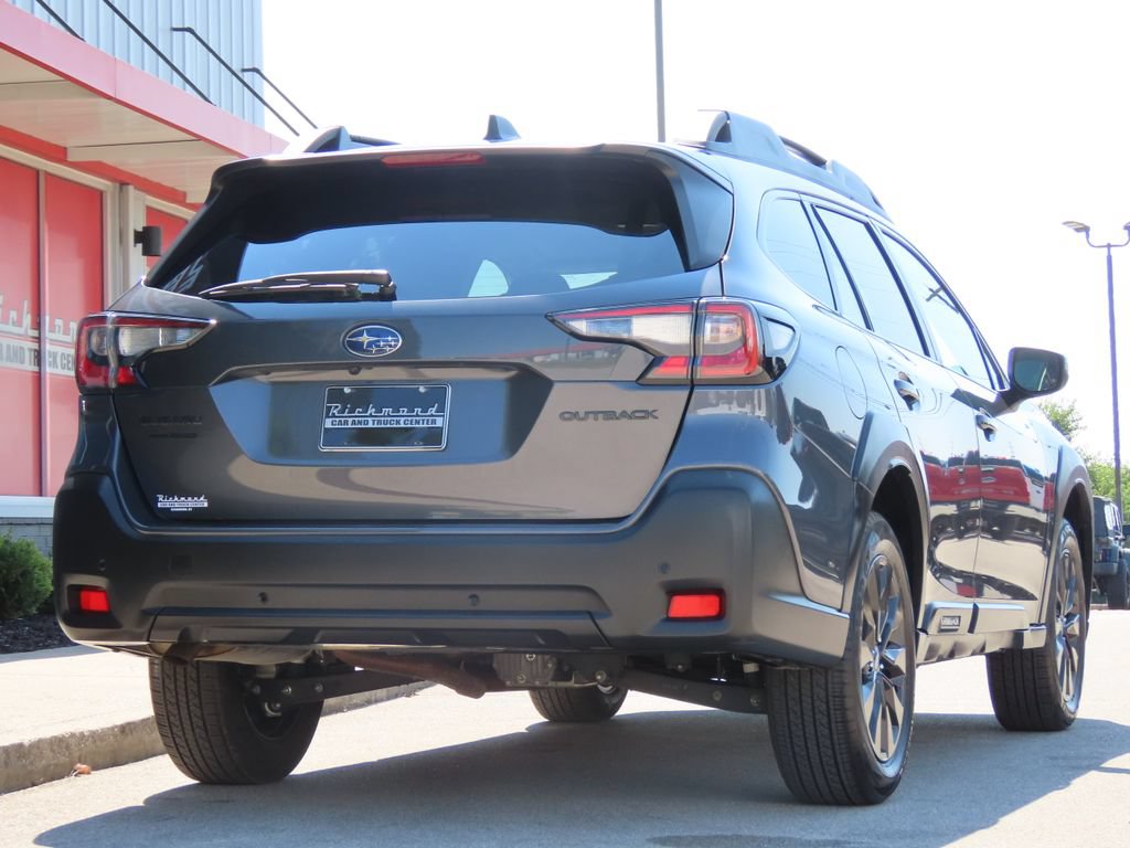 Used 2025 Subaru Outback Onyx Edition AWD/4WD image 5