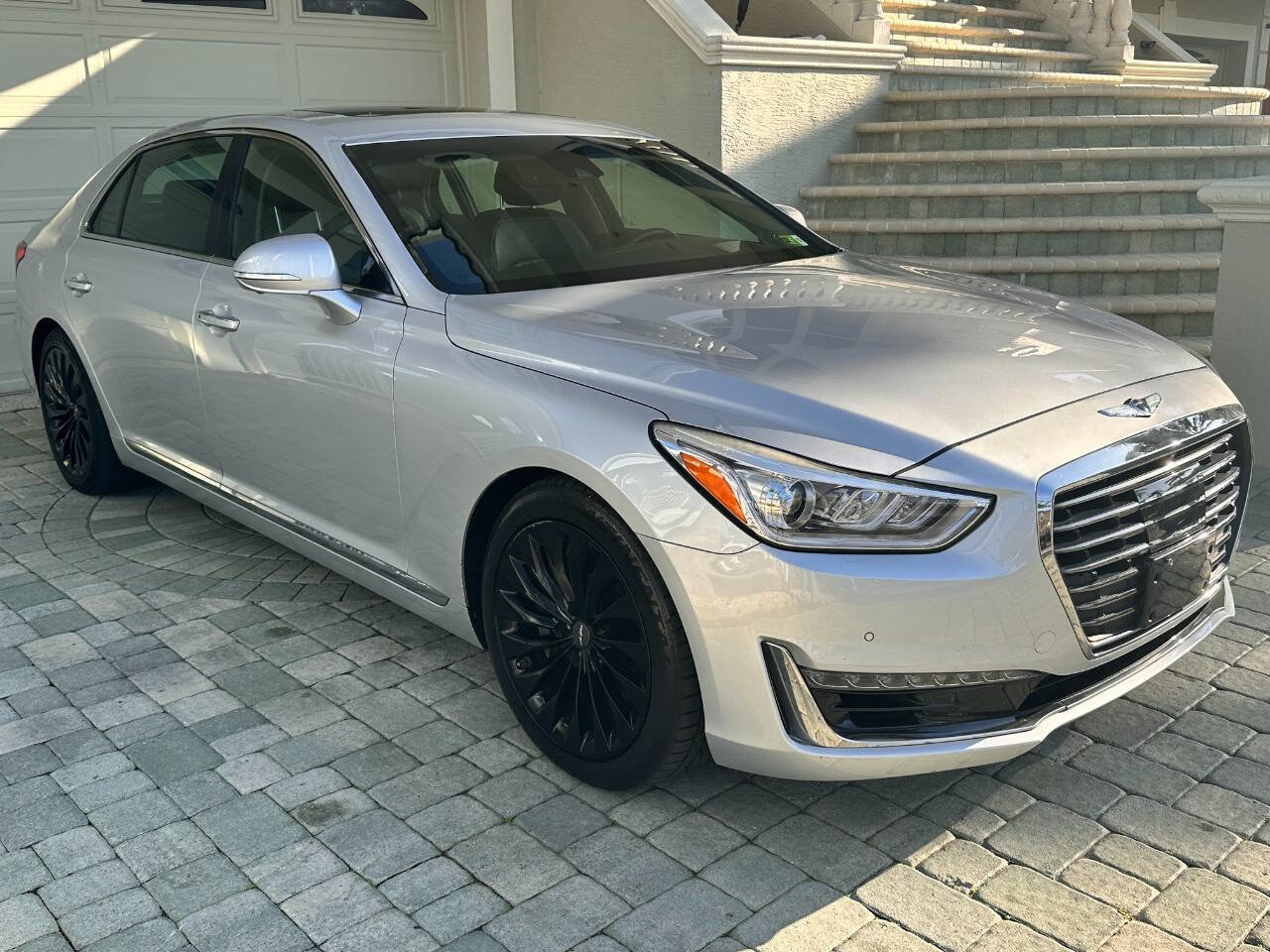 Used 2017 Genesis G90 5.0 Ultimate image 30