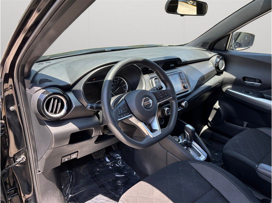 Used 2020 Nissan Kicks SV FWD image 6