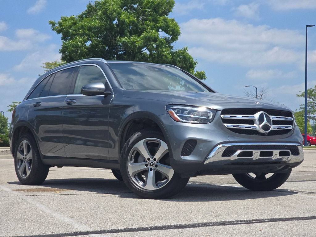 Certified 2022 Mercedes-Benz GLC 300 4MATIC image 2