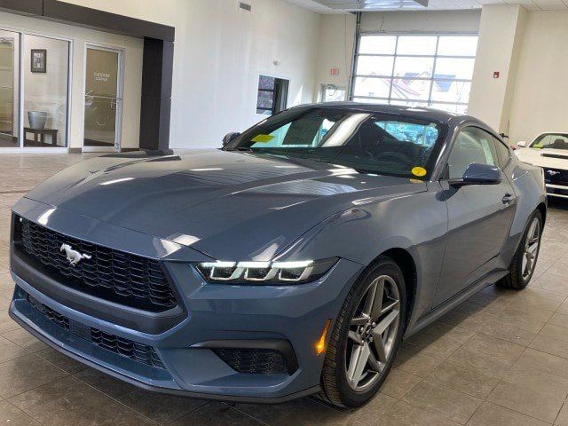 New 2025 Ford Mustang Coupe RWD image 4