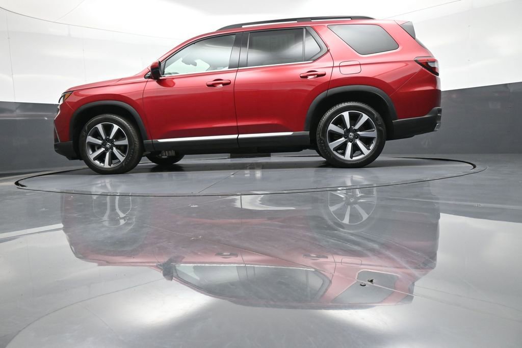 Used 2024 Honda Pilot Touring image 35