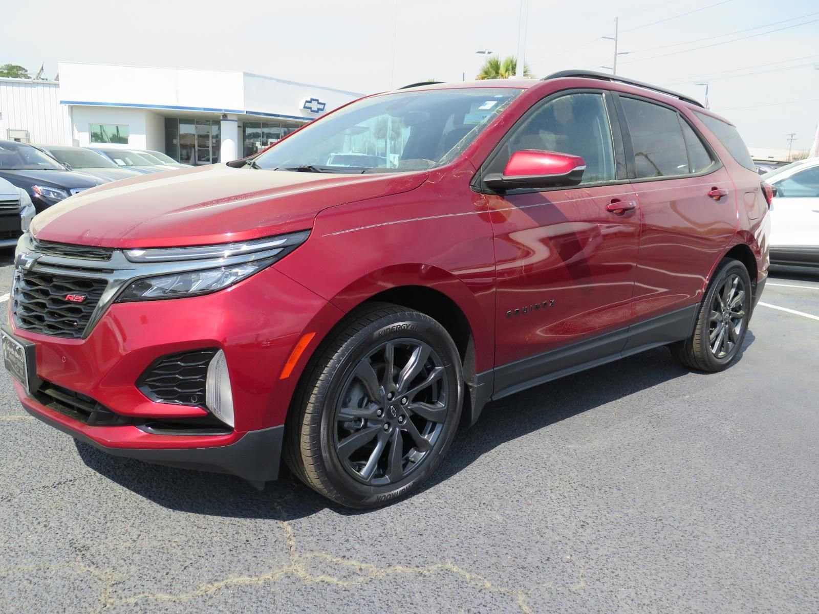 Used 2022 Chevrolet Equinox RS w/ RS Leather Package image 8