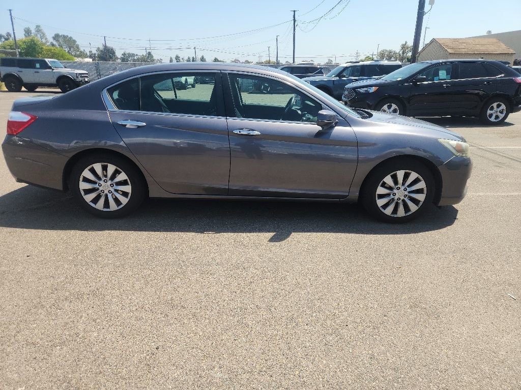 Used 2015 Honda Accord EX image 16