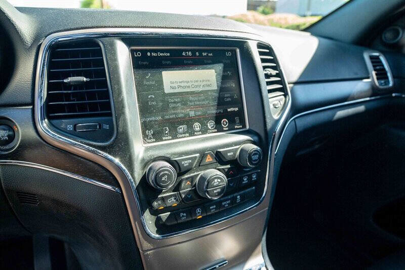 Used 2016 Jeep Grand Cherokee Limited image 18