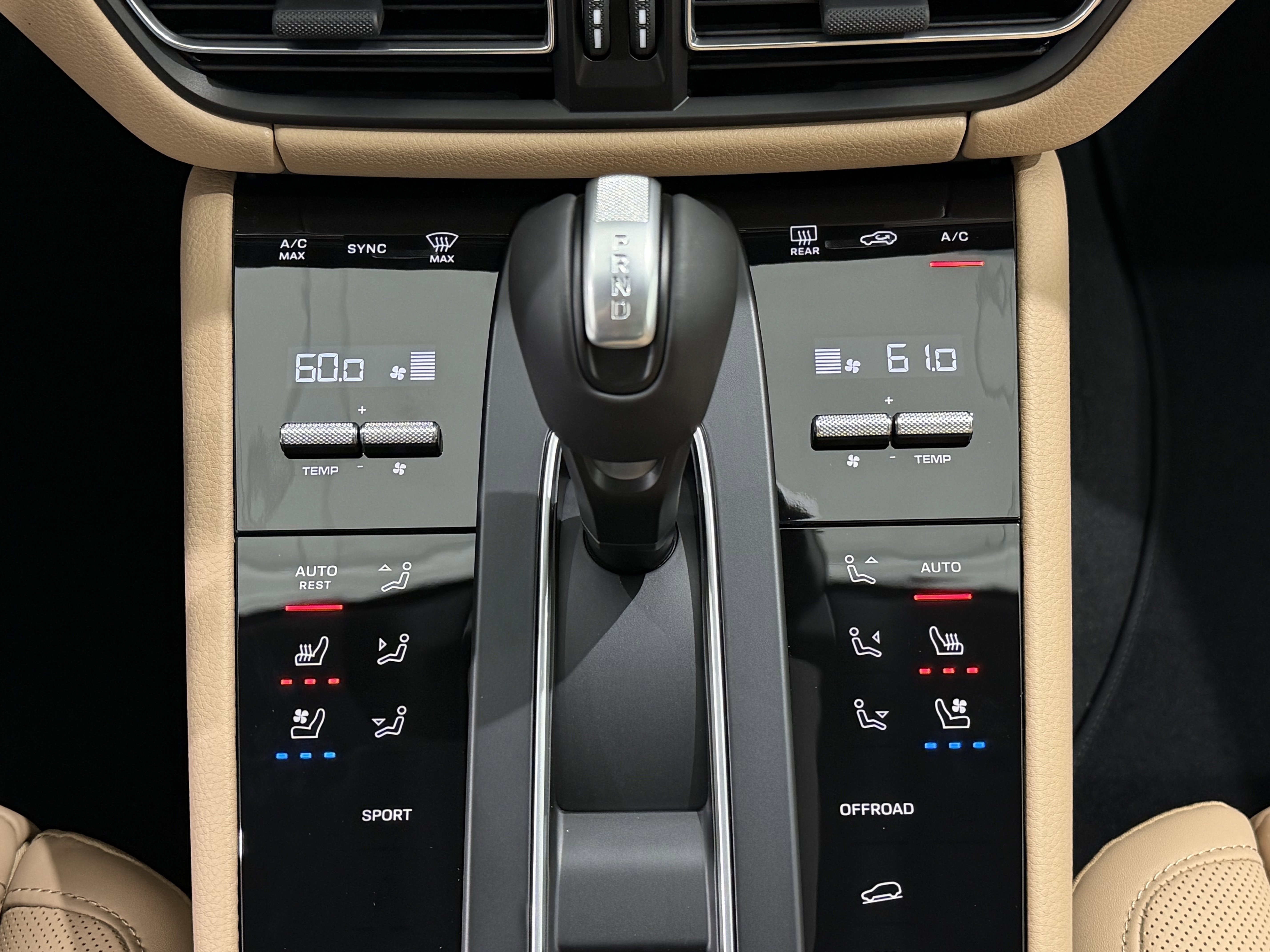 New 2026 Porsche Macan image 38