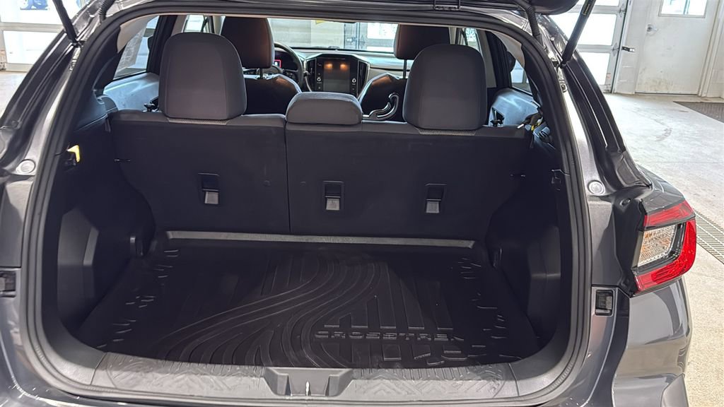 Used 2024 Subaru Crosstrek 2.0i Premium image 17