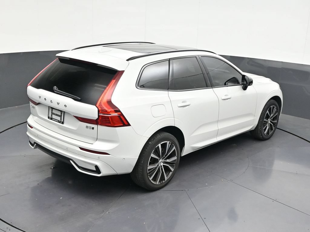 Certified 2024 Volvo XC60 B5 Plus w/ Climate Package AWD/4WD image 19