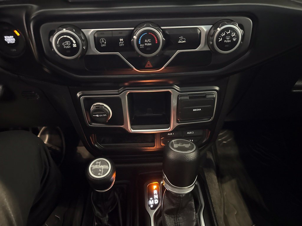 Used 2021 Jeep Wrangler Sport AWD/4WD image 21