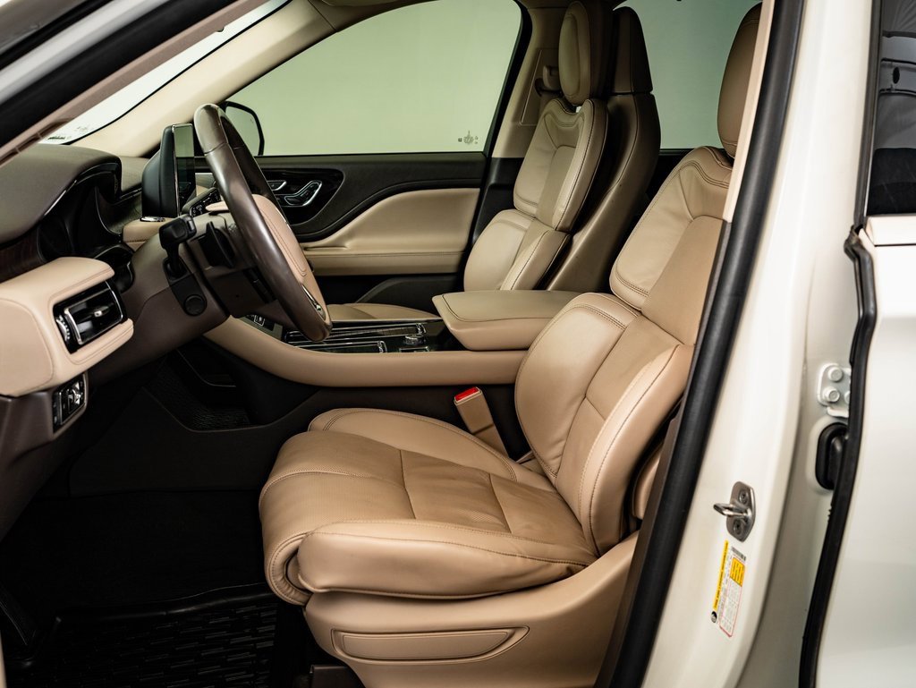 Used 2022 Lincoln Aviator Grand Touring w/ Equipment Group 301A image 21