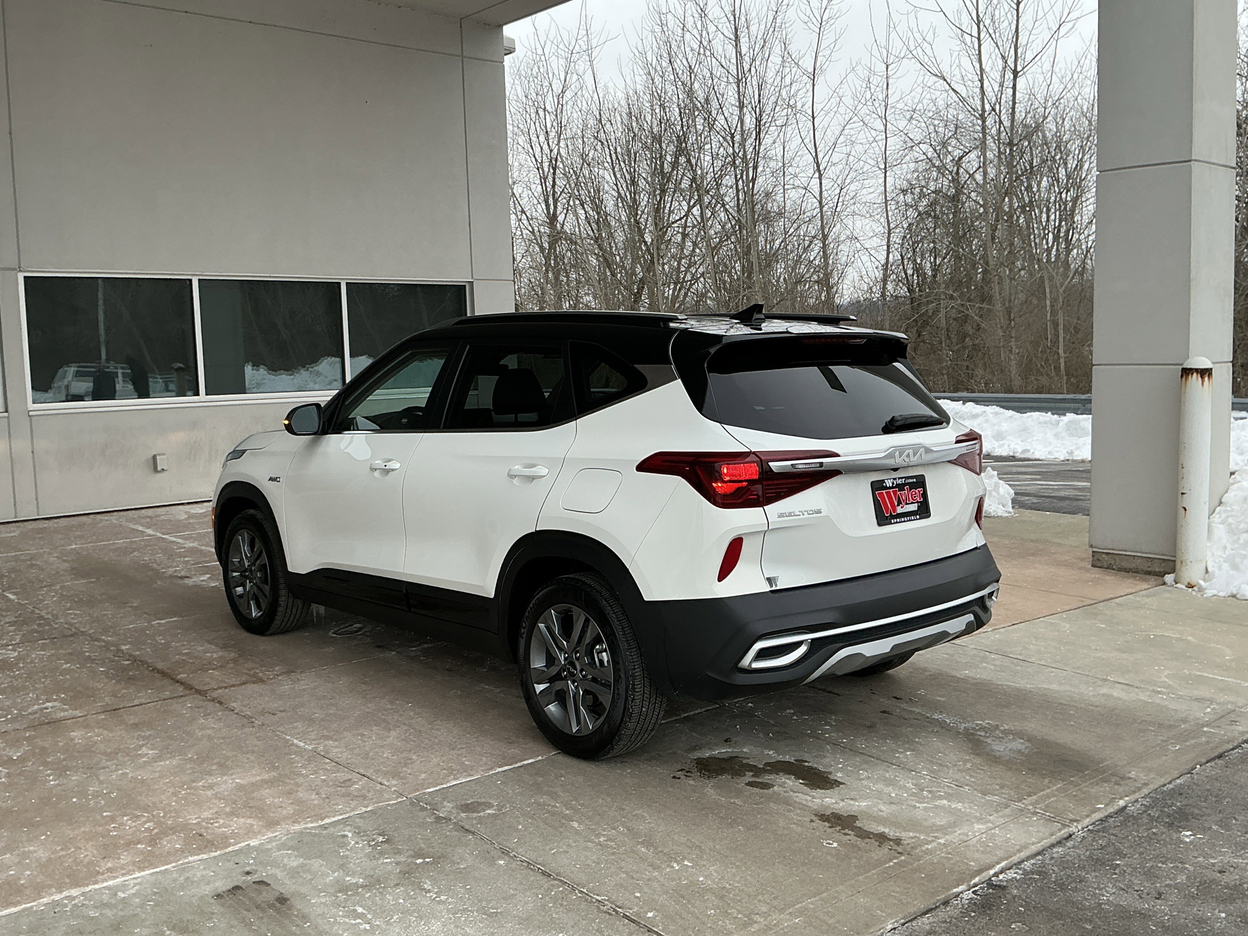 Used 2023 Kia Seltos S w/ Navigation Package image 20