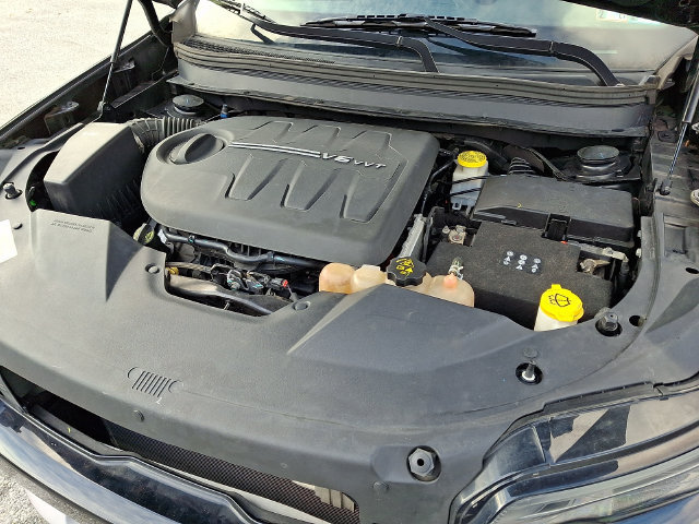 Used 2019 Jeep Cherokee Limited AWD/4WD image 29