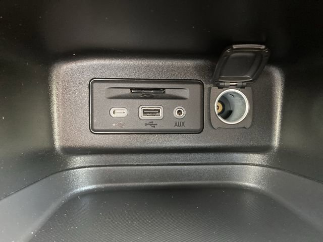 Used 2022 Chevrolet Equinox RS image 23