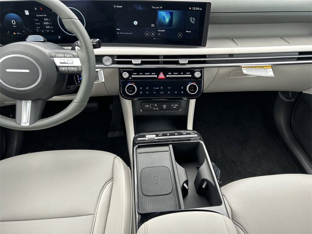 New 2025 Hyundai Tucson Limited image 5