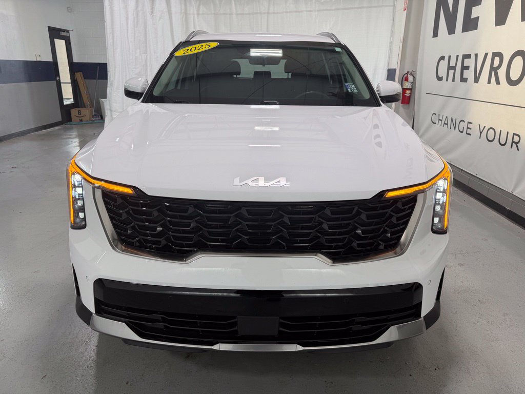 Used 2025 Kia Sorento S AWD/4WD image 40