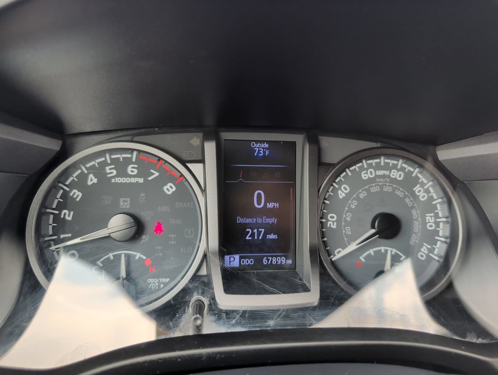 Used 2020 Toyota Tacoma TRD Off-Road w/ Technology Package AWD/4WD image 20