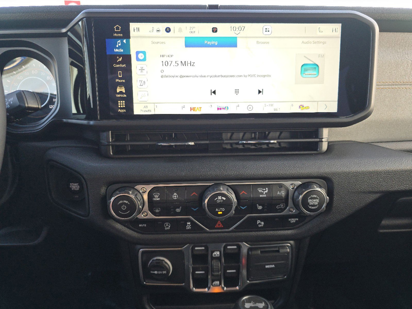 New 2025 Jeep Wrangler Sport S image 19