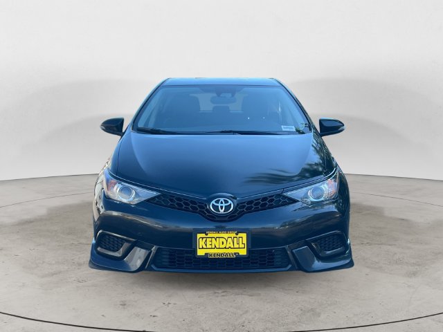 Used 2018 Toyota Corolla iM w/ All-Weather Mat Package FWD image 2