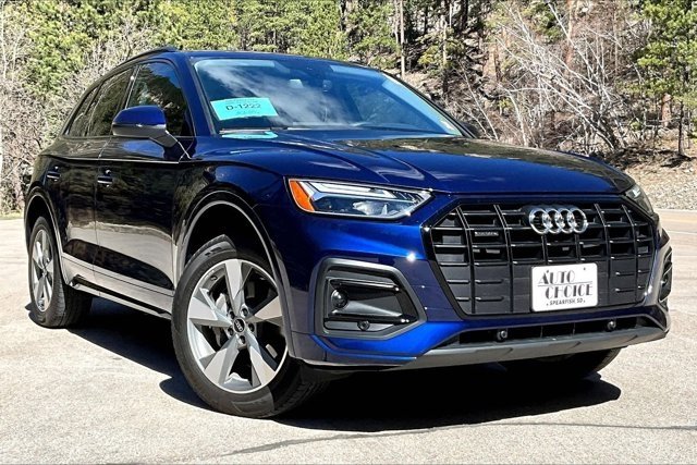 Used 2025 Audi Q5 2.0T Premium w/ Convenience Plus Package image 3