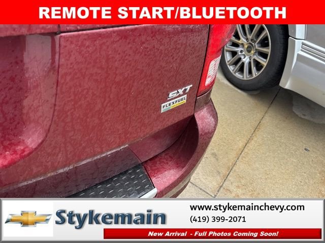 Used 2017 Dodge Grand Caravan SXT image 11