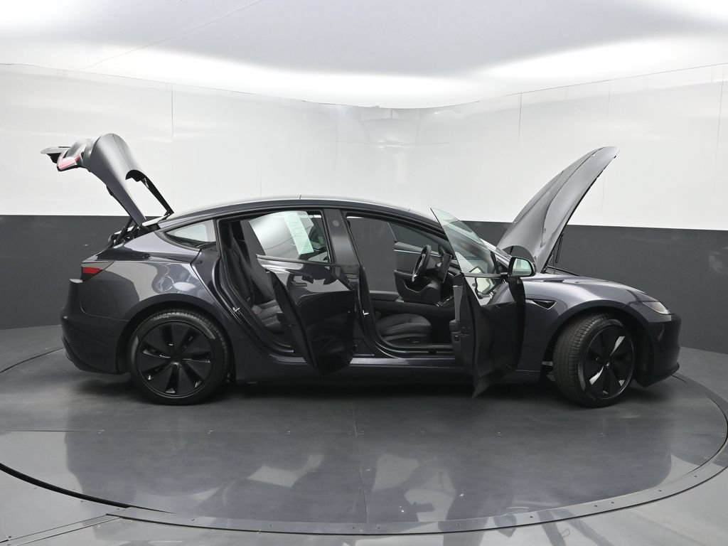 Used 2024 Tesla Model 3 Standard Range RWD image 35