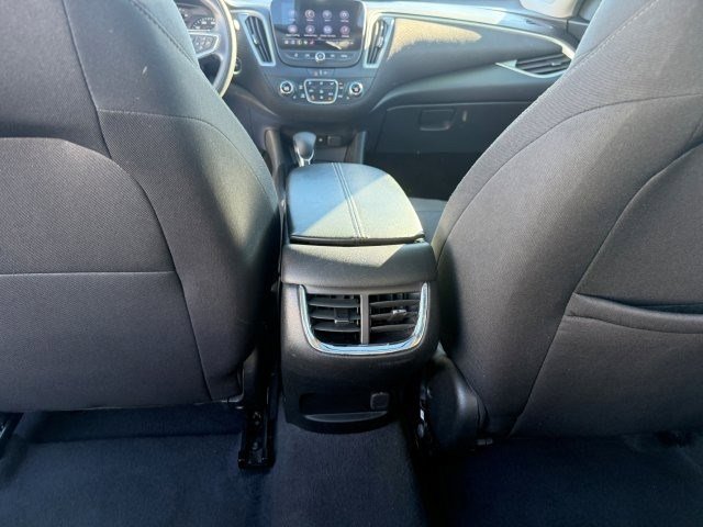 Used 2024 Chevrolet Malibu LT image 13