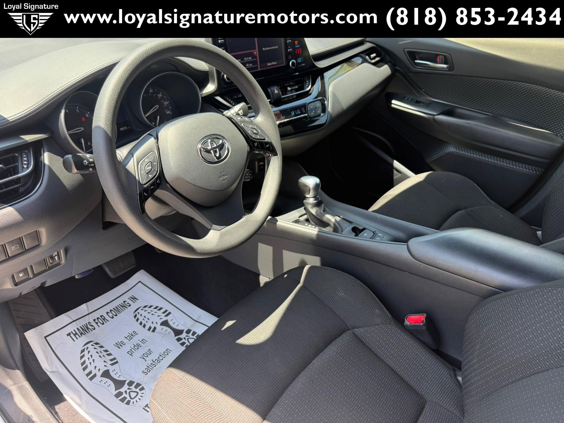 Used 2019 Toyota C-HR LE FWD image 16