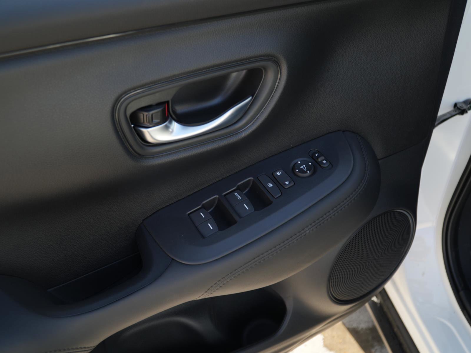 New 2026 Honda HR-V LX image 14